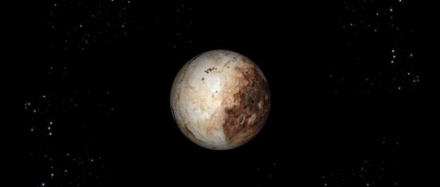 NASA показало таинственную область Плутона