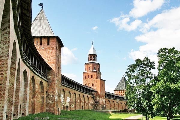 В Великом Новгороде археологи отыскали первую в этом году берестяную грамоту