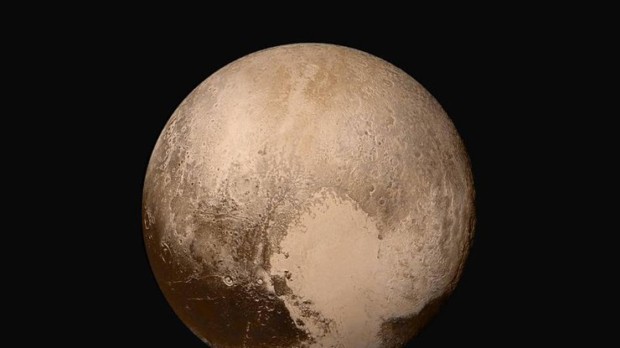 Показан снимок «гигантского паука» на Плутоне