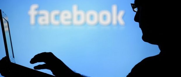 Профессор: социальная сеть Facebook прослушивает пользователей, чтобы выводить рекламу на основе бесед