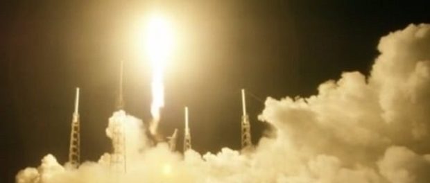 SpaceX успешно посадила первую ступень ракеты Falcon 9