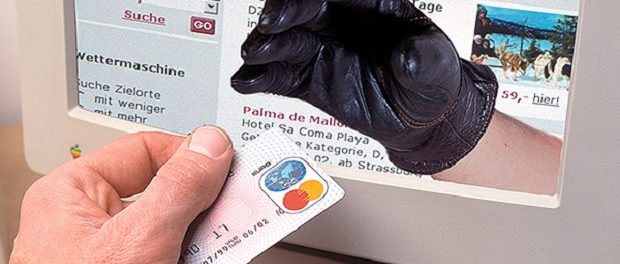 В web-сети появился новый вирус, который похищает деньги с банковских карт