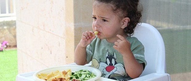 Ученые выявили зависимость между рекламой и рационом питания детей