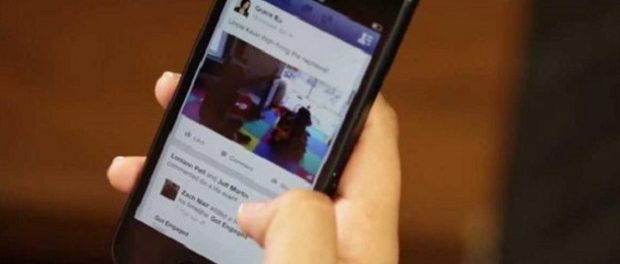 Социальная сеть Facebook тестирует автоматическое проигрывание видео со звуком