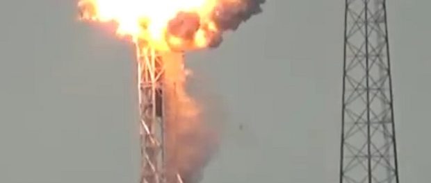 Момент взрыва Falcon 9 попал на видео
