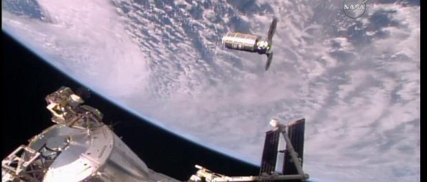 Личный корабль Cygnus пристыковался к Международной космической станции