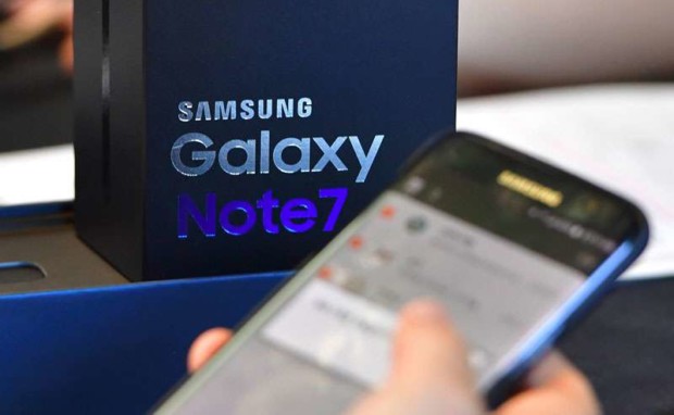 Самсунг потерял $17 млрд капитализации из-за предотвращения продаж Galaxy Note 7