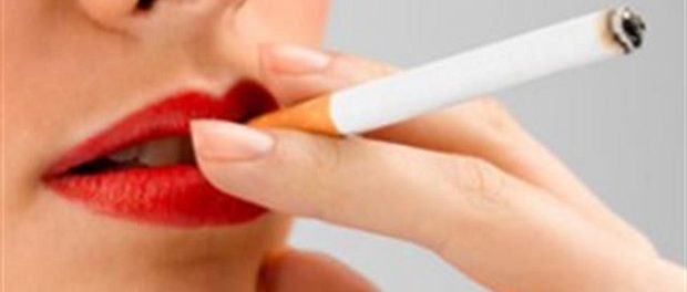 Ученые обнаружили связь между курением и старением женщины
