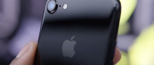 Apple пояснила самопроизвольные выключения iPhone 6s производственным недостатком аккамуляторных батарей