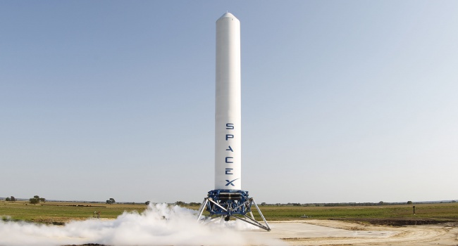 SpaceX продолжает откладывать запуски ракет