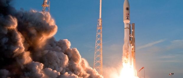 Ракета Atlas V со спутником стартовала с мыса Канаверал