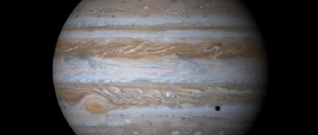 Зонд Юнона сделал снимок «жемчужины» Юпитера