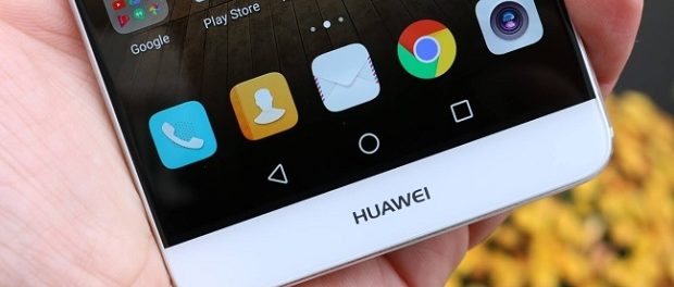 Huawei анонсировала выпуск телефонов с искусственным интеллектом