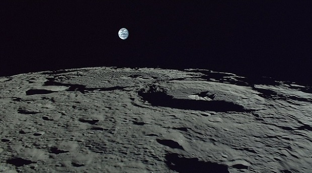 На Луне найден кислород с Земли