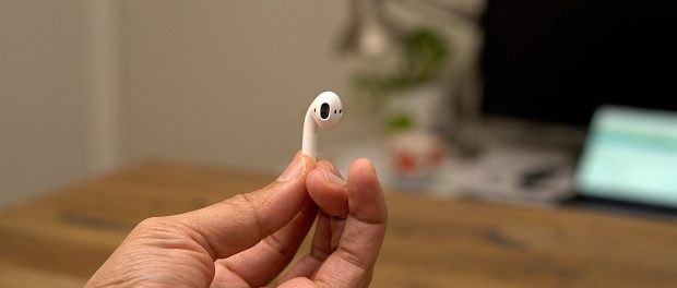 Apple запрещает искать потерянные наушники AirPods