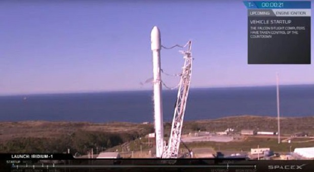 Компания SpaceX в первый раз после трагедии благополучно запустила ракету «Falcon 9»