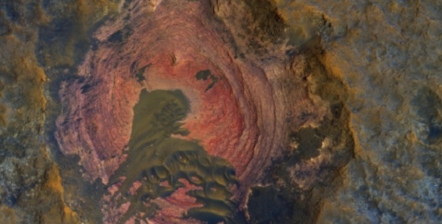 NASA поделилось фантастическим снимком поверхности Марса