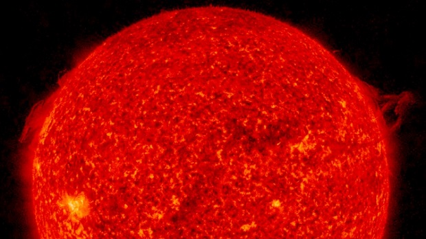 На поверхности Солнца увидели НЛО размером с Землю — Сенсационная находка уфологов