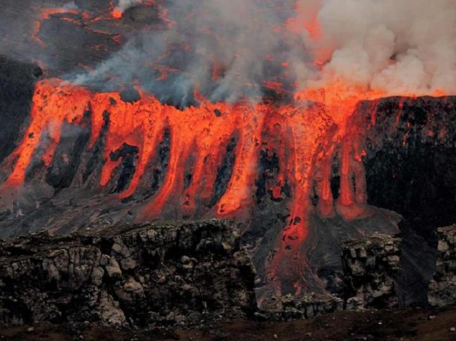 Названы 5 самых рискованных вулканов на Земле