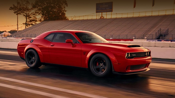 Купе Dodge Challenger SRT Demon готово к премьере