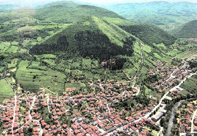 Пирамиды Боснии – это бомбоубежища?