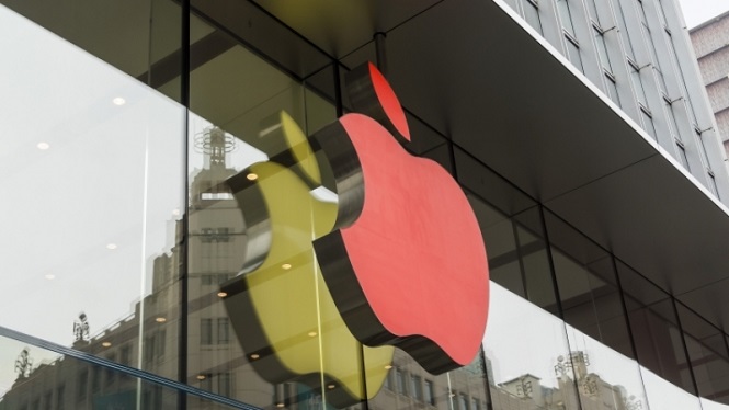 Продажи телефонов Apple iPhone неожиданно упали
