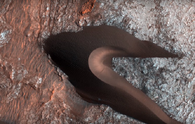 Видео «живого» Марса «открыло глаза» НАСА на бурную реальность Красной планеты