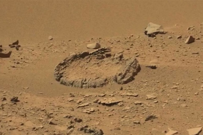 На Марсе найдены странные каменные круги