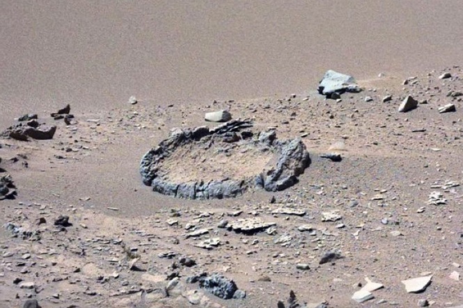 На Марсе найдены странные каменные круги