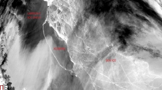 В Антарктике от ледника Larsen C откололся айсберг массой 1 триллион тонн