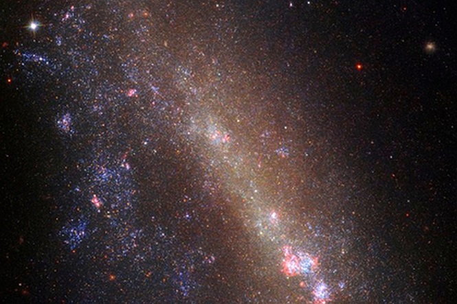 «Хаббл» сфотографировал столкновение 2-х галактик — Космическое ДТП