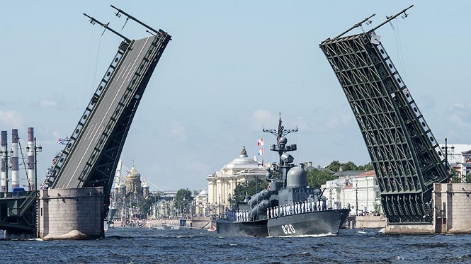 О графике разводки петербургских мостов- в мобильном дополнении