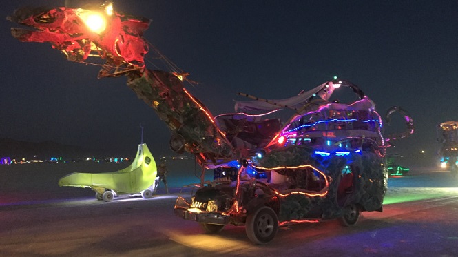 Катастрофа на Burning Man 2017: на легендарном фестивале в пламени умер мужчина