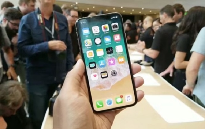 Продажи iphone упали на 21 процент