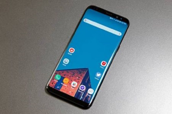 Самсунг Galaxy Note 8 начал устанавливать рекорды