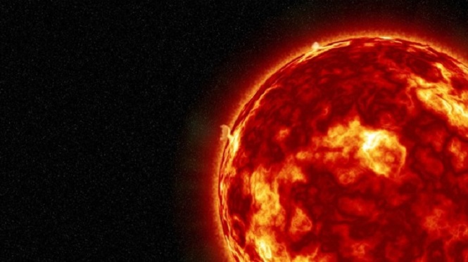 Уфологи обнаружили куб огромных размеров около Солнца