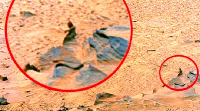 Уфолог: NASA пробует утаить фото статуи Марсианского Короля