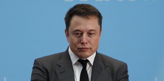 Tesla отменила заработную плату и гарантированные бонусы Илона Маска