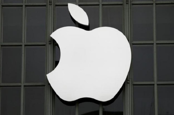 Власти США начали расследование в отношении Apple после скандала с батареями