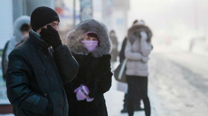 Двое мужчин замерзли насмерть после поломки автомобиля в тайге в Якутии