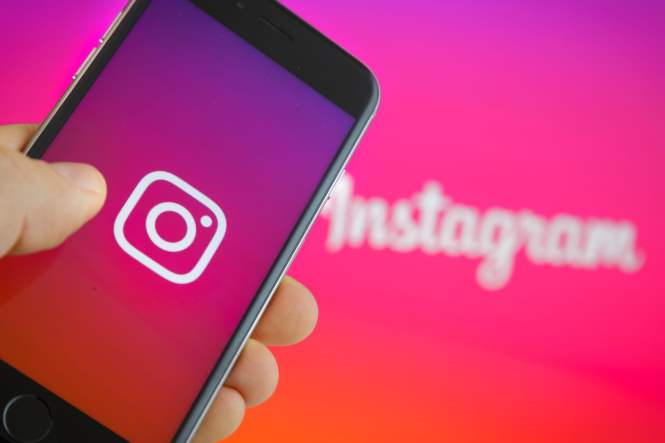 В коде социальная сеть Instagram отыскали функцию видеозвонков