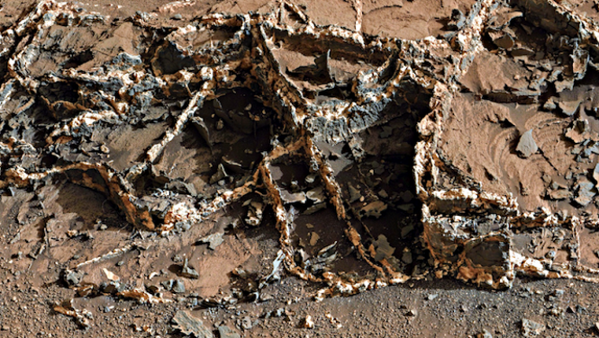 Руины древнего строения на Марсе 