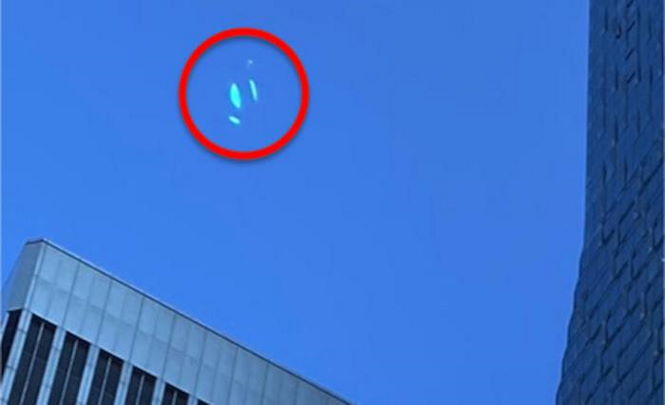 Над Сиэтлом появился НЛО в форме полумесяца