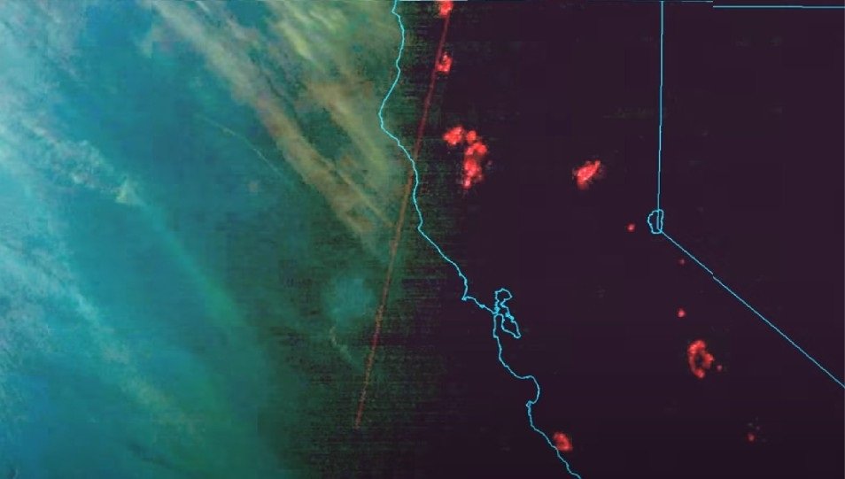 Оружие направленной энергии у берегов Калифорнии обнаружено спутником Live Stream Radar