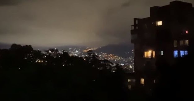 Странный звук в небе над Медельином, Колумбия, исходит из «чего-то невидимого»?