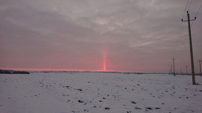 Откуда странный световой факел над Беларусью?