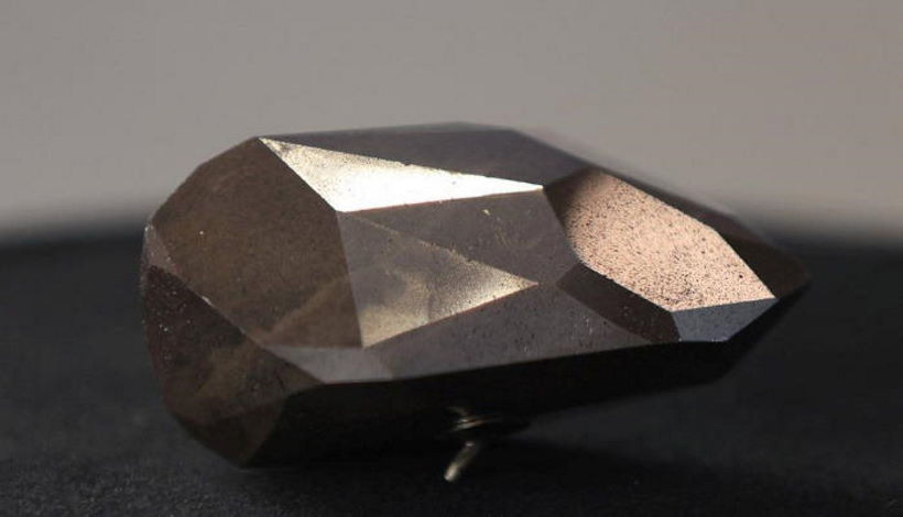 Загадочный черный алмаз Энигма выставлен на аукцион