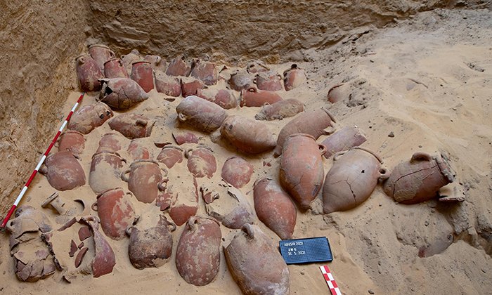 Самый большой древний Emblaming Cachette, когда-либо найденный в Абусире, Египет