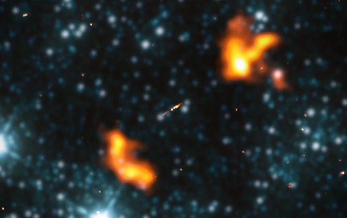 Астрономы обнаружили самую большую галактическую структуру на сегодняшний день — гигантскую галактику 16 миллионов световых лет в поперечнике