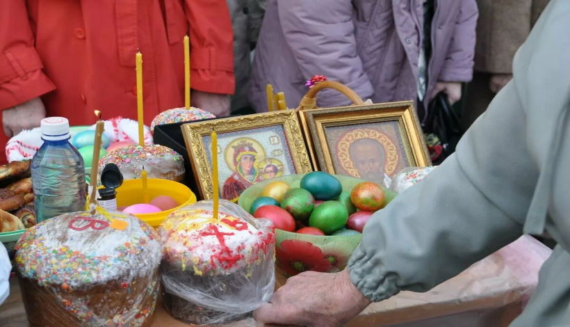 Зачем православные на Пасху красят яйца и пекут куличи: разве это не языческая традиция?